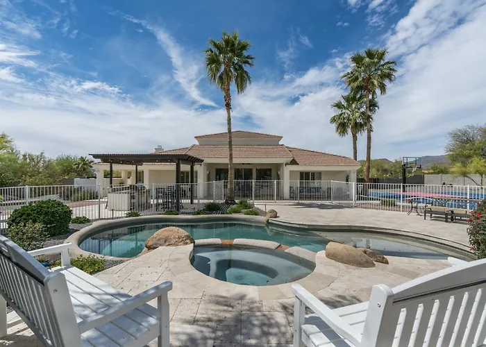 Paradise Heights Retreat • Power Vacay Holiday home Scottsdale