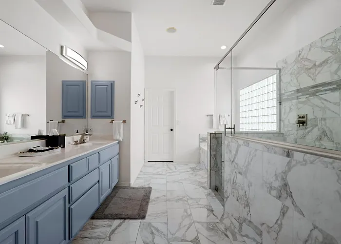 Paradise Heights Retreat • Power Vacay Holiday home