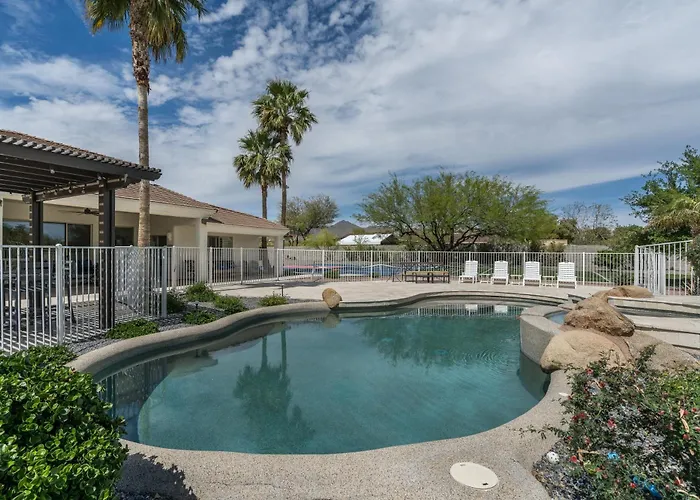 Paradise Heights Retreat • Power Vacay Holiday home *